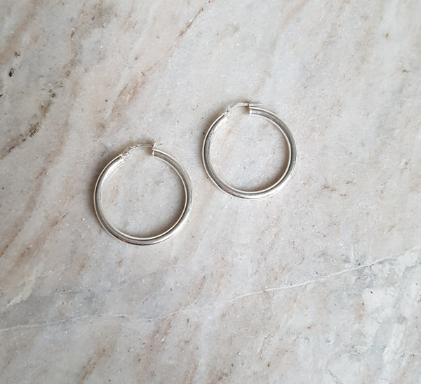 Amelia Earrings
