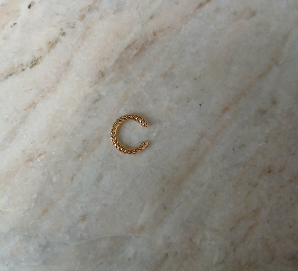 Amanda Earcuff