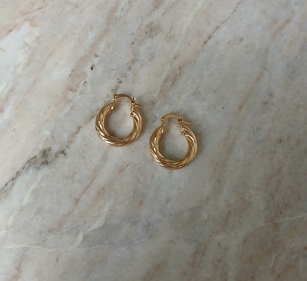 Vienna Twisted Hoops