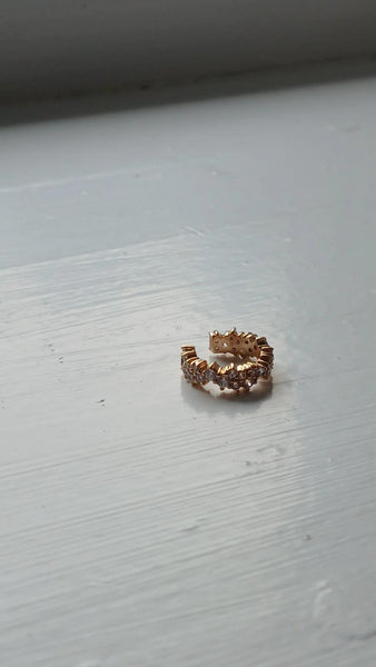 Dahlia Earcuff
